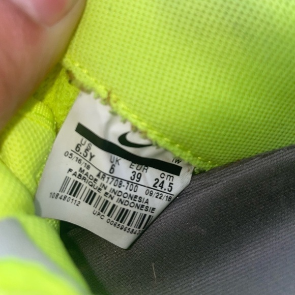 Rare✅Neon Nike Air Force 1 utility volt - Picture 3 of 12